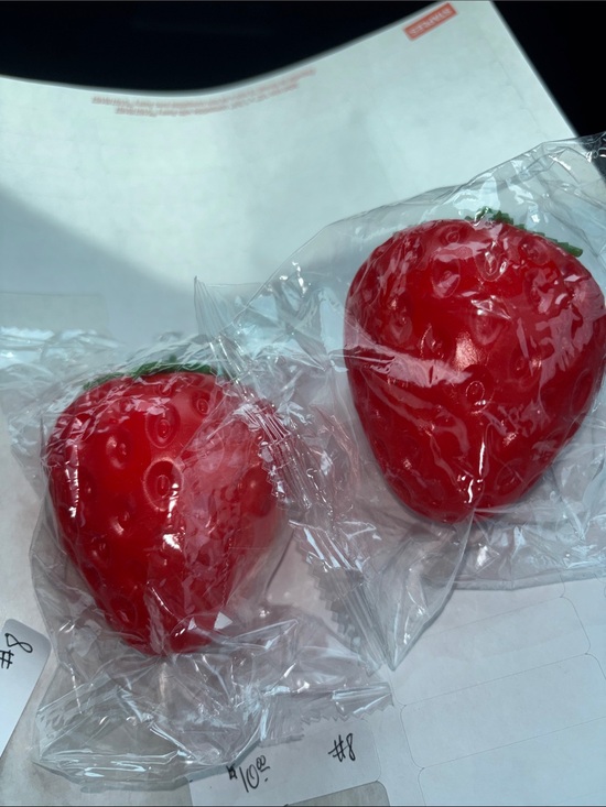 Other - Realistic Strawberry Squishies - Red